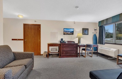 Nisswa Bed & Breakfast | Nisswa Hotel & Suites – 2 Bedroom King + Double Queen #118