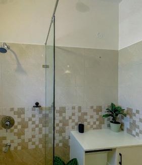 Kukatpally Housing Board Colony Hotel | Nivara stays