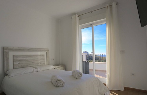 Velez-Malaga Ski Chalet | NIZA BEACH Holiday House 10PAX