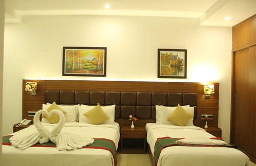 Pallavaram Hotel | NK Grand Park Hotel