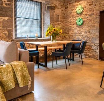 Plymouth House | No. 15 Factory Cooperage