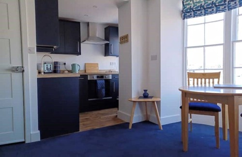Weymouth Apartment | No.26 Marina View apartment, parking permit, harbour and Marina views
