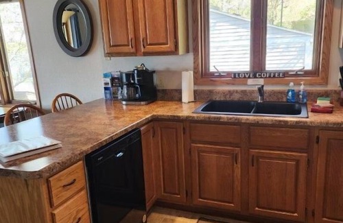 Wautoma Cabin | No steps to the lake/sandy beach/free nite w/wknd offseason/amazing sunsets