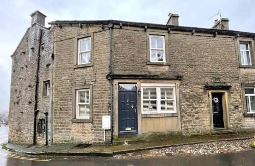 Grassington House | No1 Chapel Street