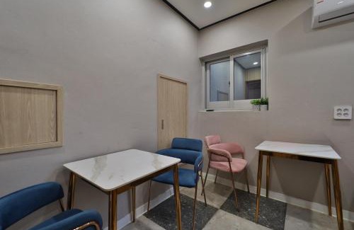 Sacheon Hotel | No25 Samcheonpo