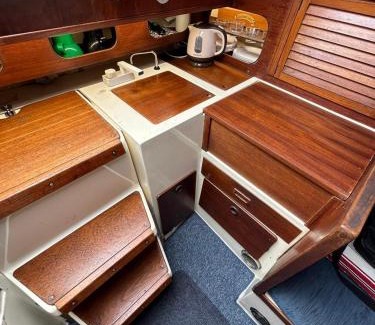 Swinoujscie Boat Rental | Nocleg na jachcie Lanette w Swinoujsciu