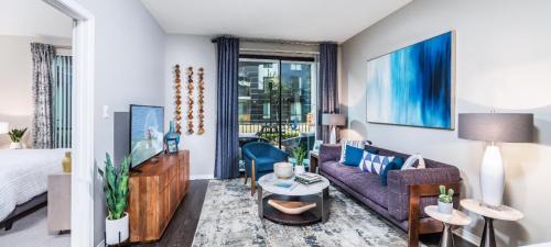 NoHo Arts District Apartment | Noho Haven 2 bed Apt with FREE Parking