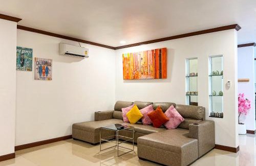 Kathu Villa | Noizaa PoolVilla Phuket