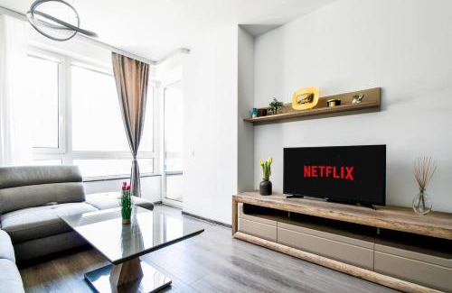 Iskar Apartment | Nomad Friendly Modern Complex Next To Metro
