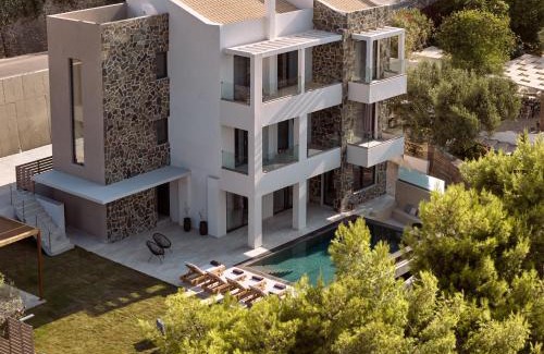 Alikanas Villa | Nomia Villa, with Pool, Gym & Walk to the Beach, By ThinkVilla