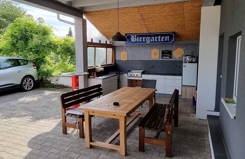 Rust Apartment | Non-smoking four-bed room with shower and toilet - Gästehaus Gravell