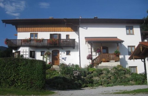 Brannenburg Apartment | Non-smoking vacation apartment Irmgard 52sqm