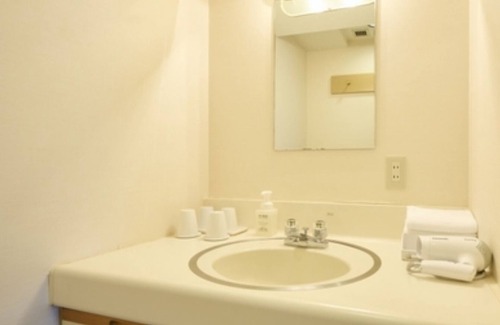 Shijo Hotel | Nonsmoking Deluxe Room corner room Room only/Kyoto Kyōto