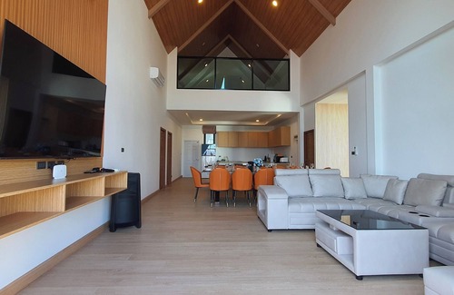 Pong Ta Long Villa | Nordic style: Spacious 600 sq.m, sleeps 22 comfortably. Perfect for large groups