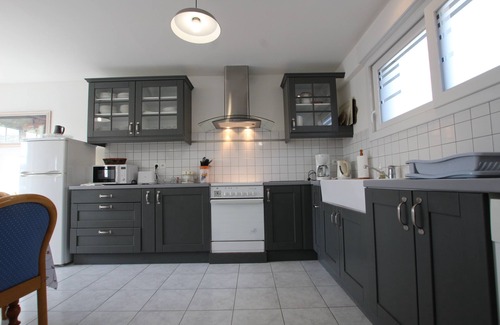 Guilberville Cottage | Normandie (Manche) 4-star GITE de CHARME, spacious, comfortable, enclosed garden