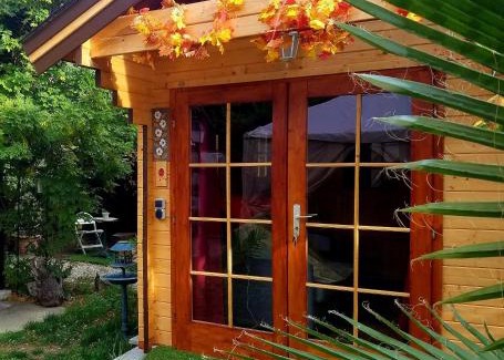 Gagny Ski Chalet | Normandy cottage