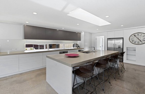 North Avoca House | North Avoca Chill Out - Beachside Haven