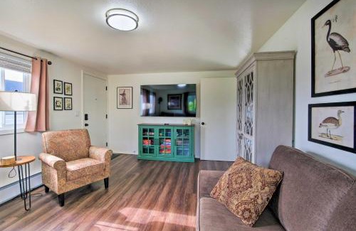 North Bend House | North Bend Home with Cornhole Court and Putting Green