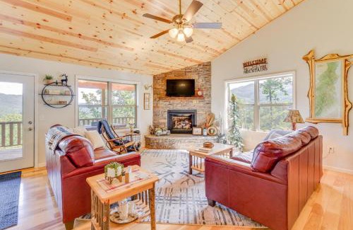 Murphy House | North Carolina Cabin - Pool Table and Mountain Views