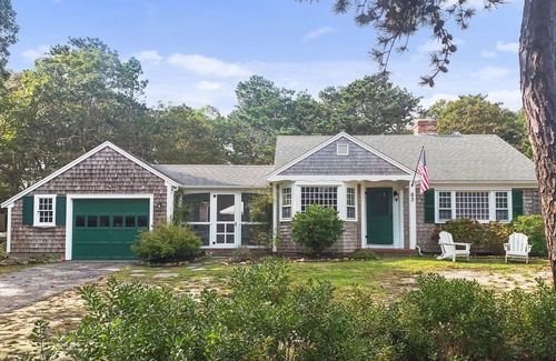 North Chatham House | North Chatham, Quaint Cottage, Great Yard, Welcome to Bobs Place
