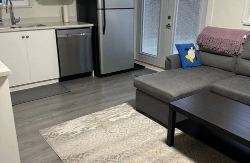 Delta House | North delta guest suite with kitchen