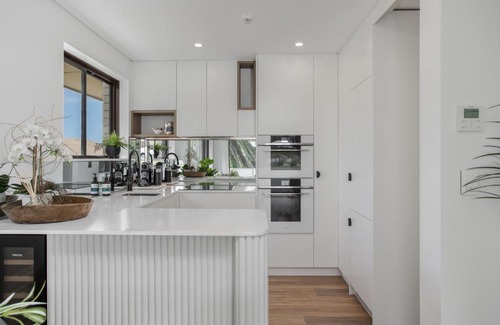 Freshwater Apartment | North-East Facing Modern 2-bed Apartment