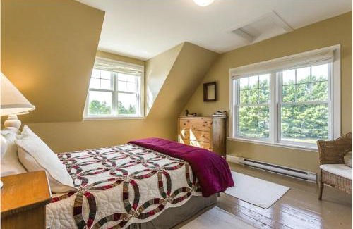 Lac-Brome House | North House - Lovely Lac-Brome 3 Bedroom Lakefront Cottage