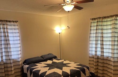 Tougaloo House | North Jackson-Ridgeland Medical District Hideaway- Ring Safe