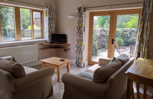 Kenilworth House | North Mere Rural Cottages