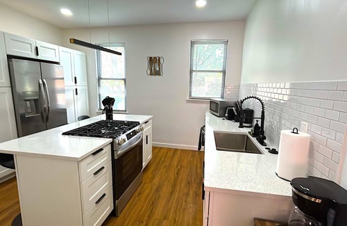 Mexican War Streets House | North Shore House: Close to Stadium, Mexican War Streets Area