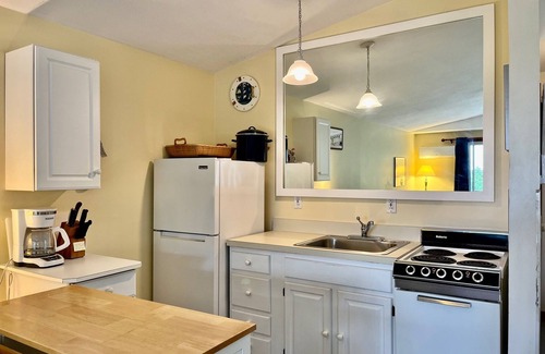 North Truro Condo | North Truro Condo W/Private Balcony and 2 Queen Beds