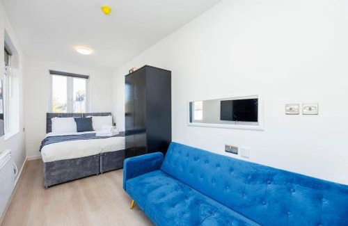 Golders Green Apartment | North West London Studio Apartment By AV Stays Short Lets London