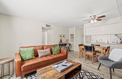 Northeast Heights Condo | Northeast Heights - Foothills 2 Bedroom 1 Bathroom Unit