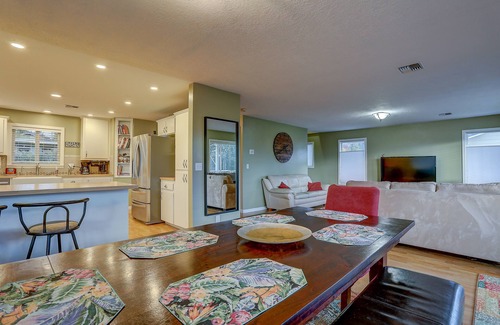 White Salmon House | Northern Lights 3 Bedroom Home by RedAwning