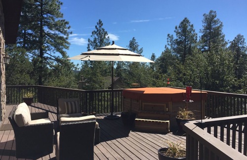 Strawberry Cabin | Northern Luxury in The Pines