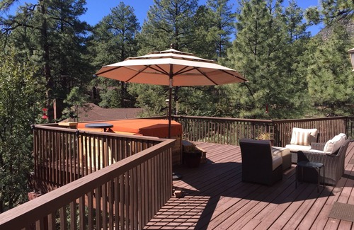 Strawberry Cabin | Northern Luxury in The Pines