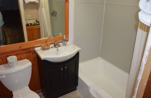 Spirit Lake Hotel | Northland Inn Motel