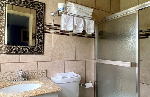 Kawkawlin Hotel | Northland Motel Bay City-Kawkawlin