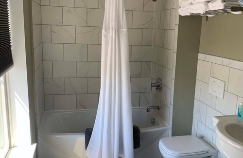 Northport Hotel | Northport Inn Boutique Hotel Room 8