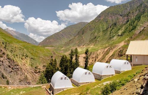 Azad Kashmir Hotel | Northridge by Roomy, Batakundi