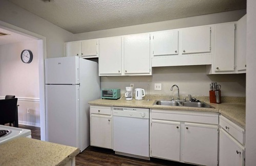 Tougaloo Apartment | Northtown Apartments 4B I Comfy 2 Bed 2 Bath