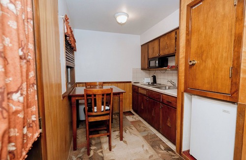 Pinetop-Lakeside House | Northwoods (#6) Cabin in the Pines