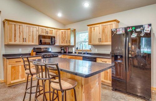 Arbor Vitae House | Northwoods Cabin - Near 3 Woodruff Lakes