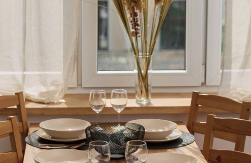 Srodmiescie Apartment | Norwida Apartment Wroclaw by Renters