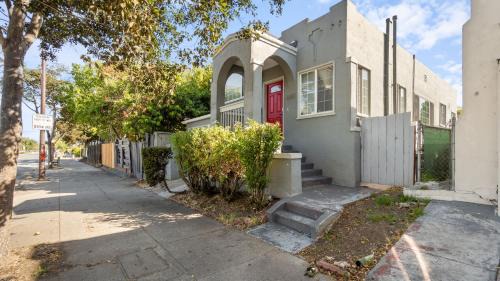 South Berkeley House | Not avail -this unit not avail! Berkeley Sanctuary