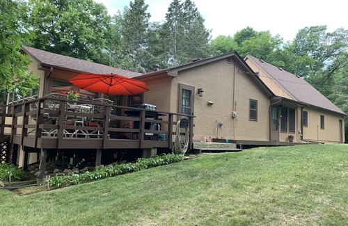 Backus Apartment | Not so rustic brand new apartment on beautiful Pine Mountain Lake.