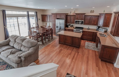 Notre Dame House | Notre Dame game day event house: CLOSE, large, fully loaded, 4 bed/4.5 bath