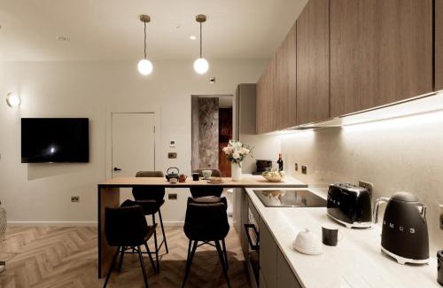 Pembridge Apartment | Notting Hill Hyde Park Studios by D'Montrio