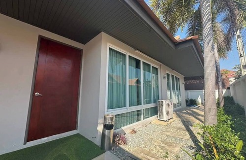 Central Pattaya Villa | November T Pool villa 4nบ้านพลูวิลล่า 3 ห้องนอน 3ห้องน้ำnมีสระว่ายน้ำส่วนตัวบ้าน