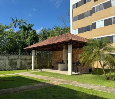 Jiboia Branca Apartment | Novo, decorado e perto de tudo